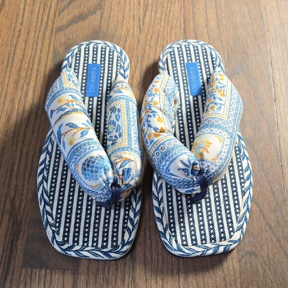 Farm Rio Patterned Flip Flops - Picture 2 of 5